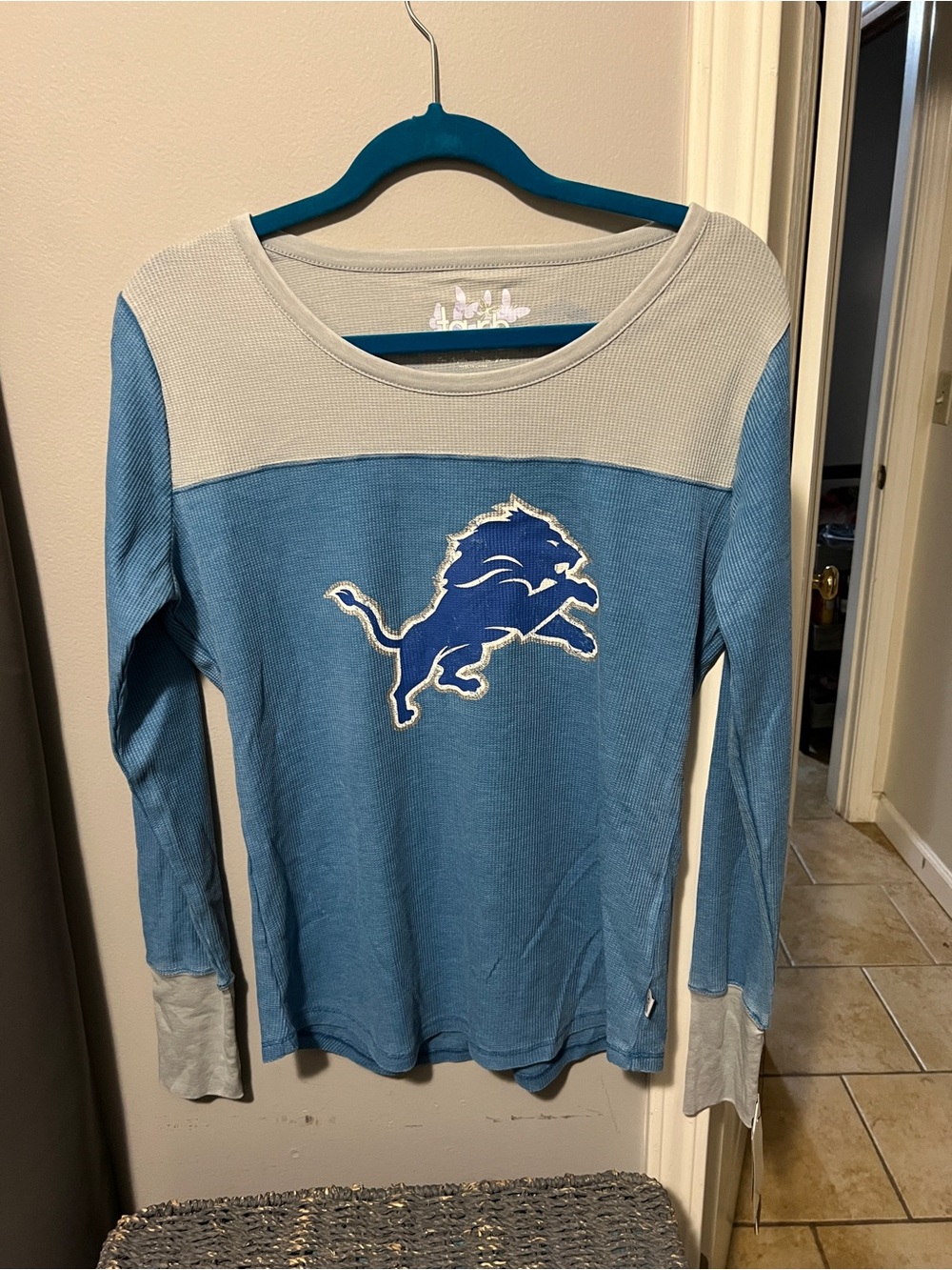 Touch by Alyssa Milano Blue and Light Gray Long Sleeve Thermal Top